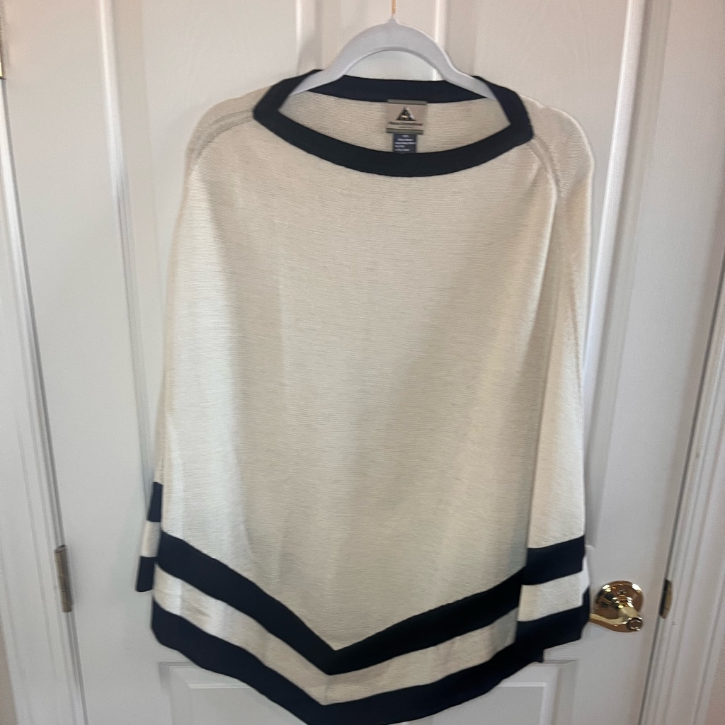 Alpaca International Ivory Alpaca Poncho One Size